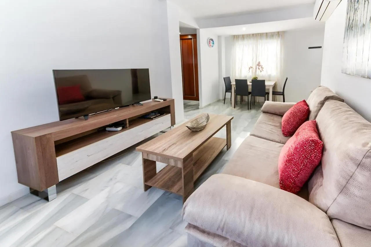 Apartment Holidays2Malaga Salitre Cerca Estacion Ave & Fibra Wifi Spain