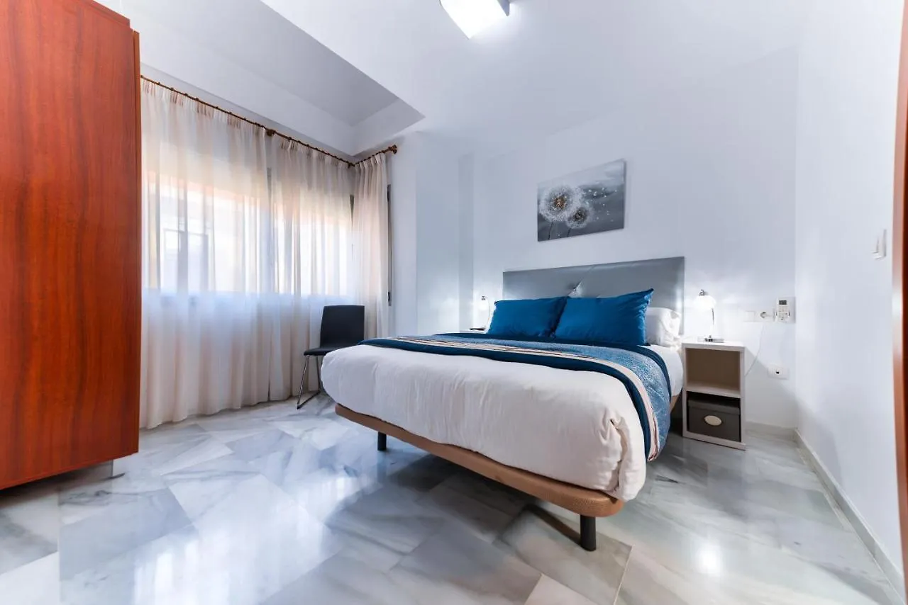 Holidays2Malaga Salitre Cerca Estacion Ave & Fibra Wifi
