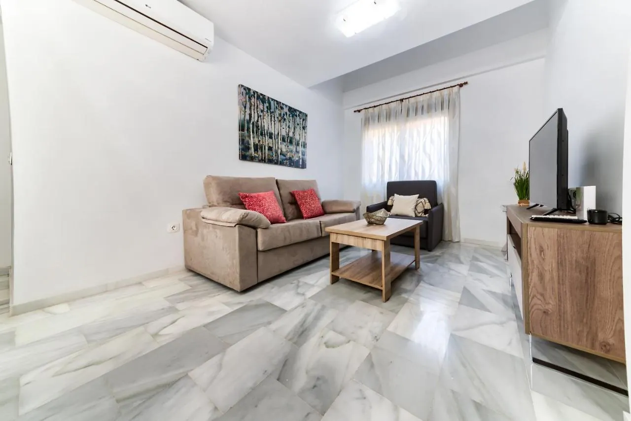 Holidays2Malaga Salitre Cerca Estacion Ave & Fibra Wifi Apartamento
