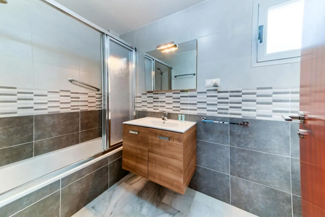 Apartamento Holidays2Malaga Salitre Cerca Estacion Ave & Fibra Wifi